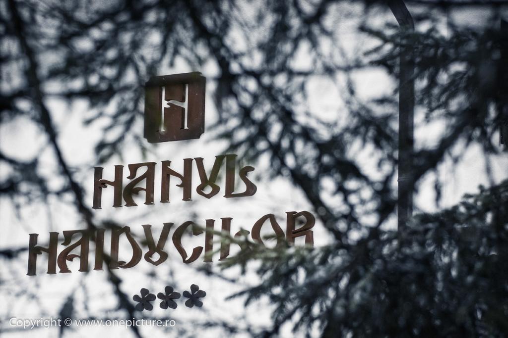 Hanul Haiducilor Обарсия Лотрулуи Стая снимка